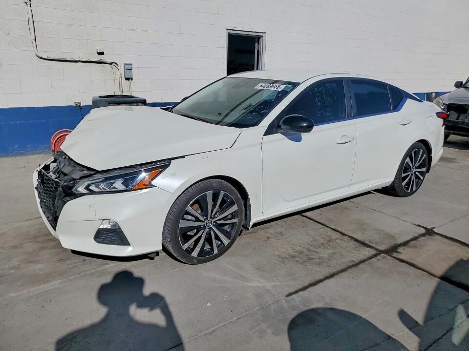 2022 NISSAN Altima