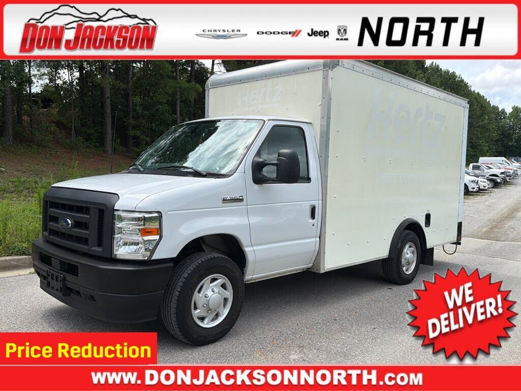 2022 FORD E-350