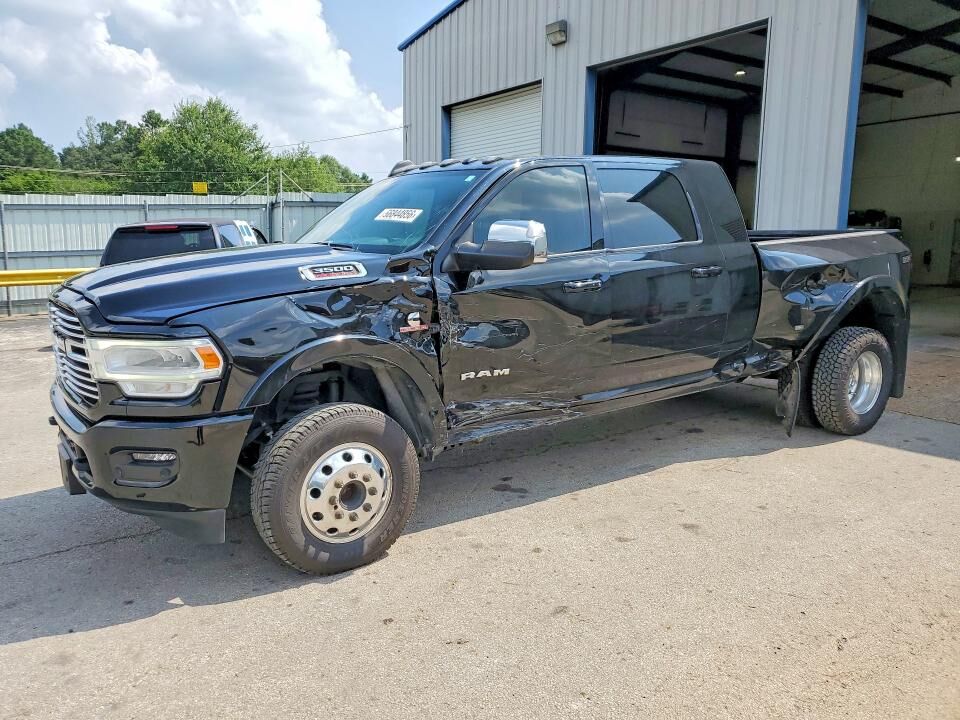 2022 RAM 3500