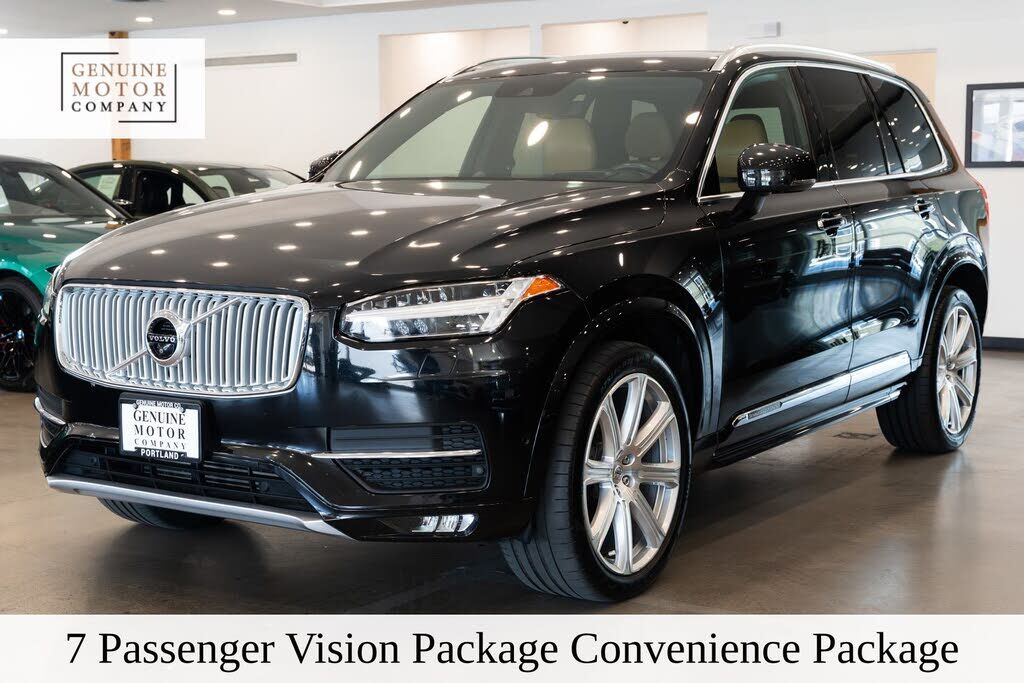 2016 VOLVO XC90