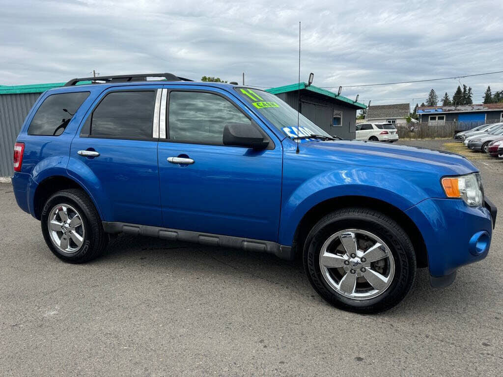 2011 FORD Escape