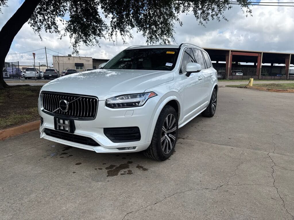 2023 VOLVO XC90