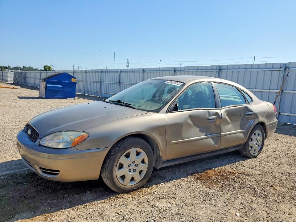 2004 FORD Taurus