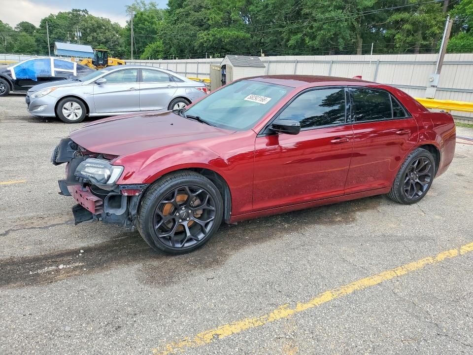 2019 CHRYSLER 300