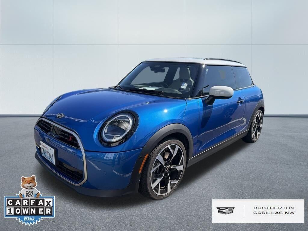 2025 MINI Hardtop