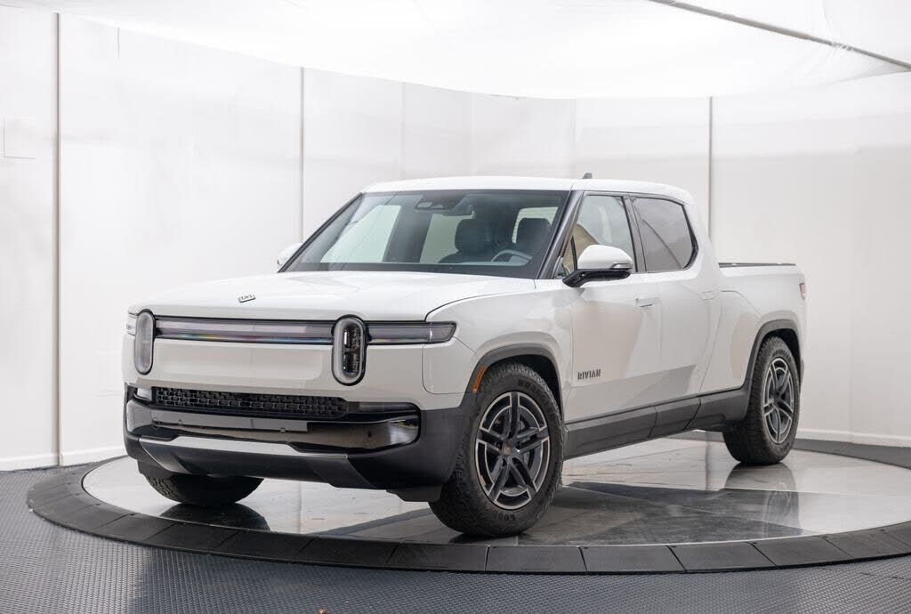 2025 RIVIAN R1T