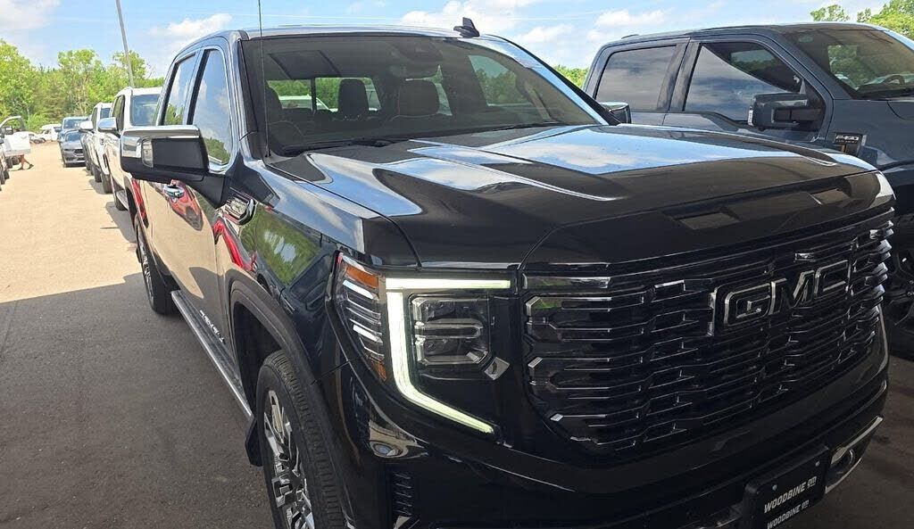 2025 GMC Sierra