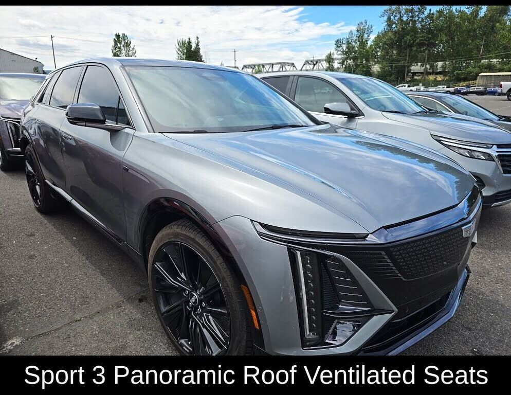 2024 CADILLAC Lyriq