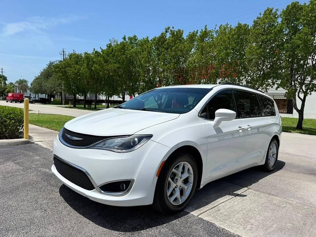 2018 CHRYSLER Pacifica