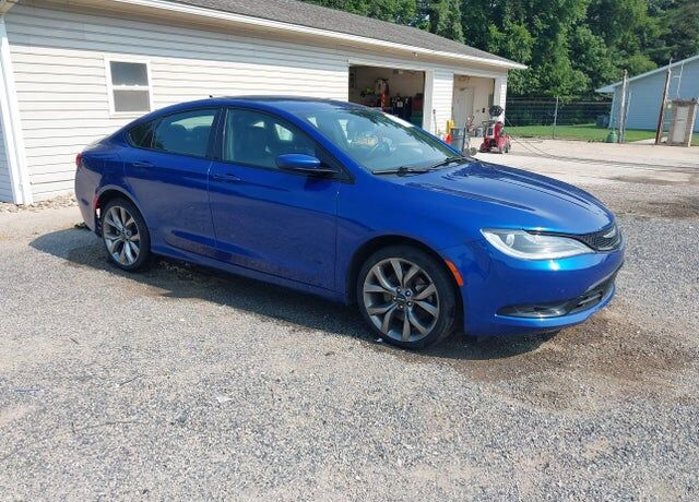 2016 CHRYSLER 200