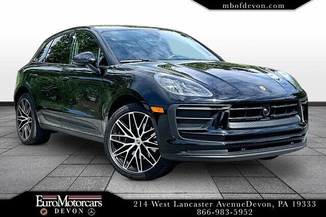 2024 PORSCHE Macan