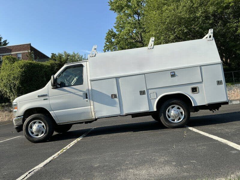 2015 FORD E-350