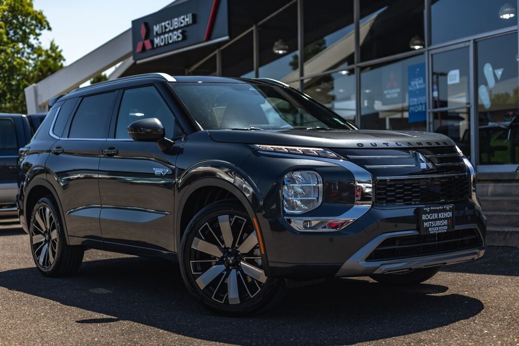 2026 MITSUBISHI Outlander