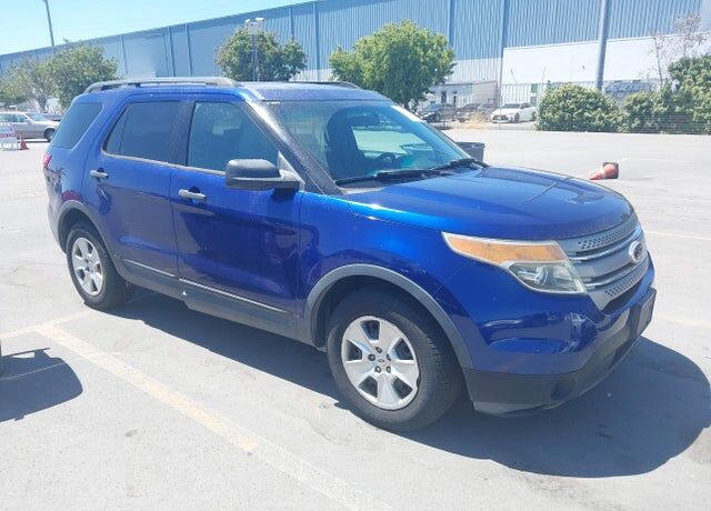 2013 FORD Explorer