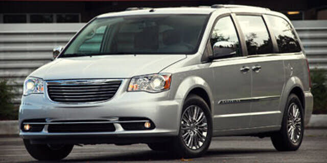 2011 CHRYSLER Town and Country