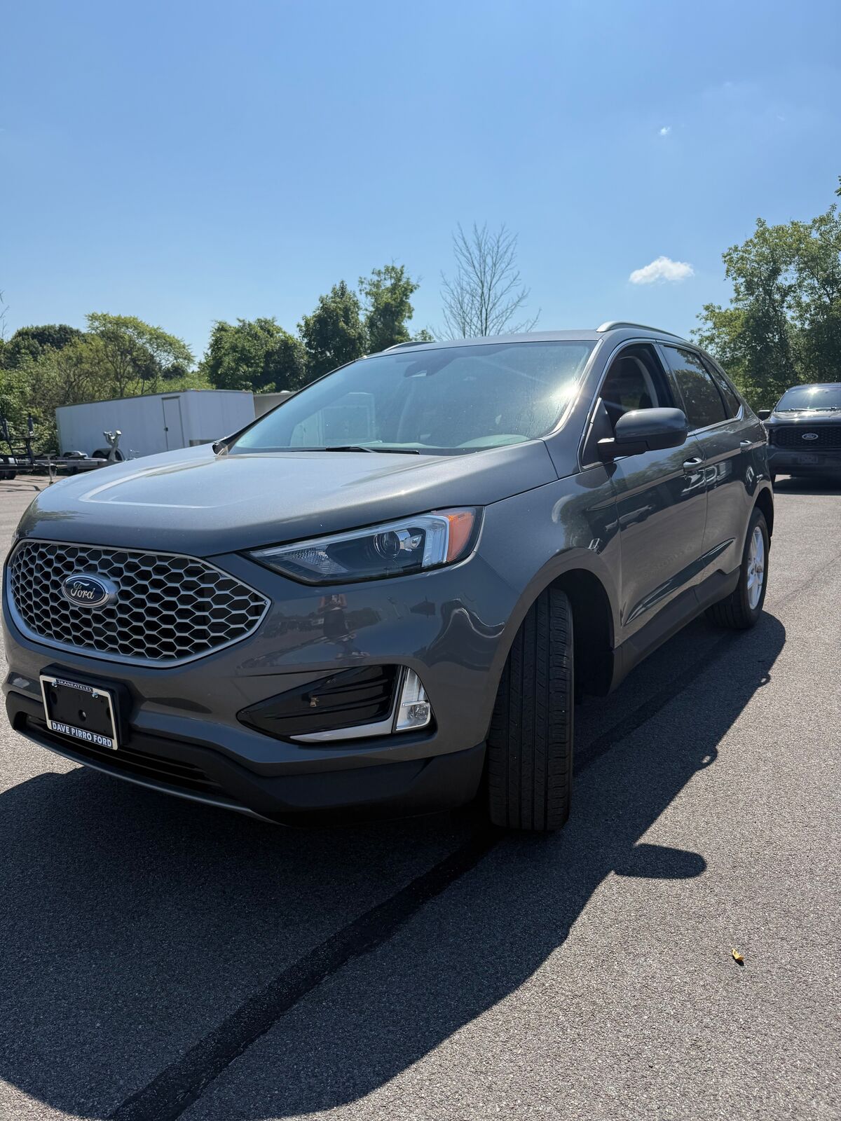 2023 FORD Edge