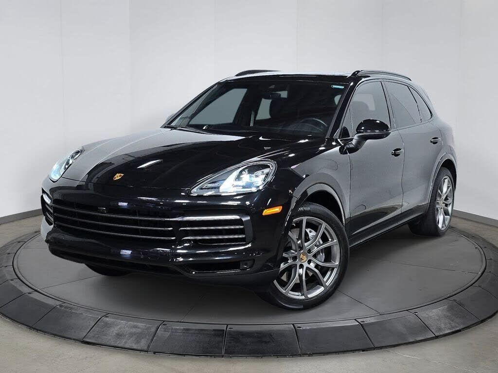 2023 PORSCHE Cayenne