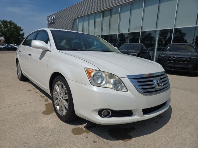 2010 TOYOTA Avalon