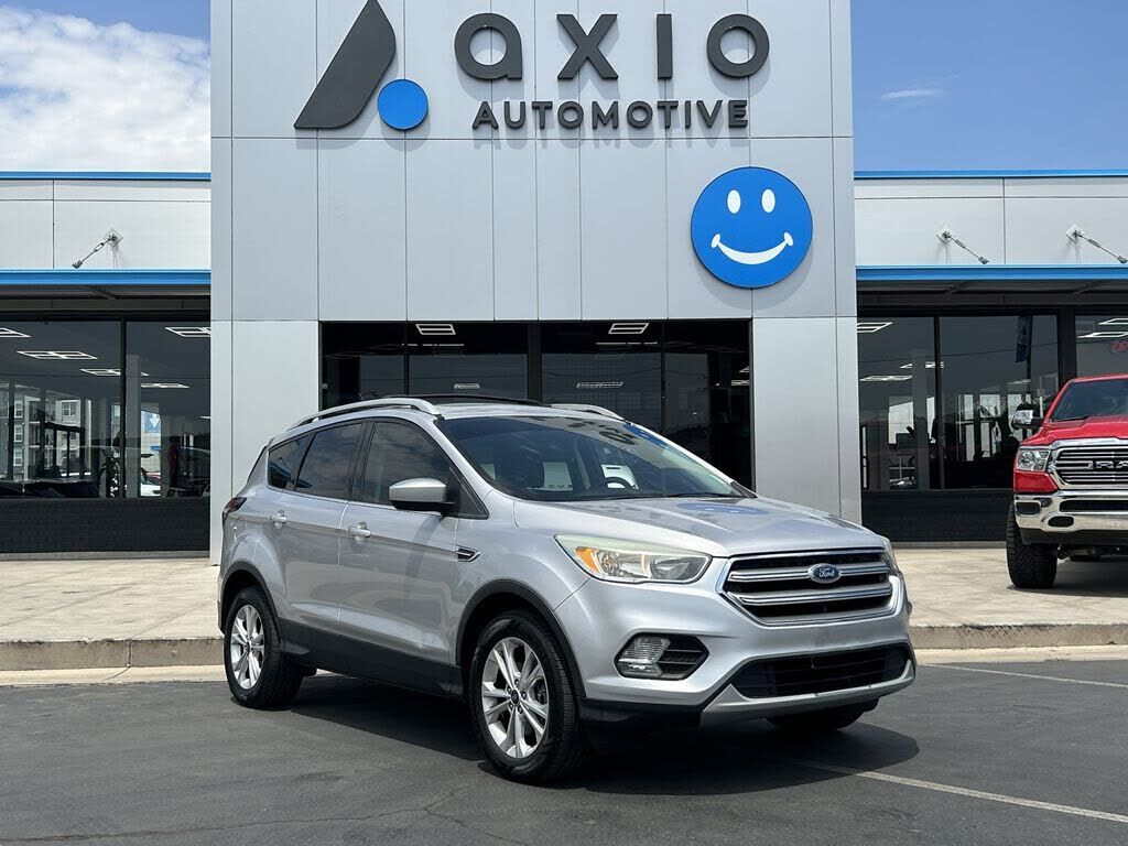 2017 FORD Escape