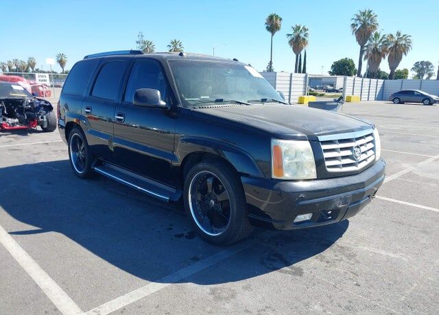 2004 CADILLAC Escalade