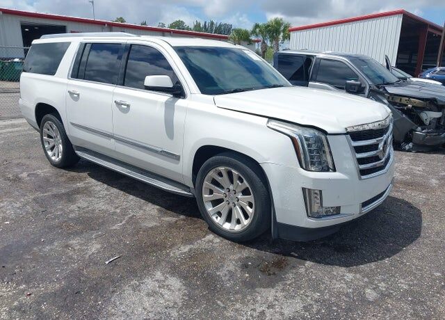 2015 CADILLAC Escalade