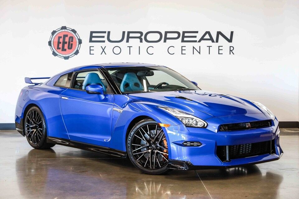 2024 NISSAN GT-R