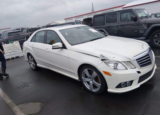 2010 MERCEDES-BENZ E-Class