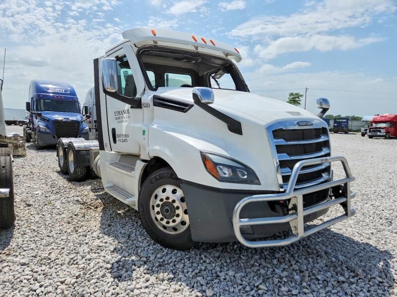 2025 FREIGHTLINER Cascadia