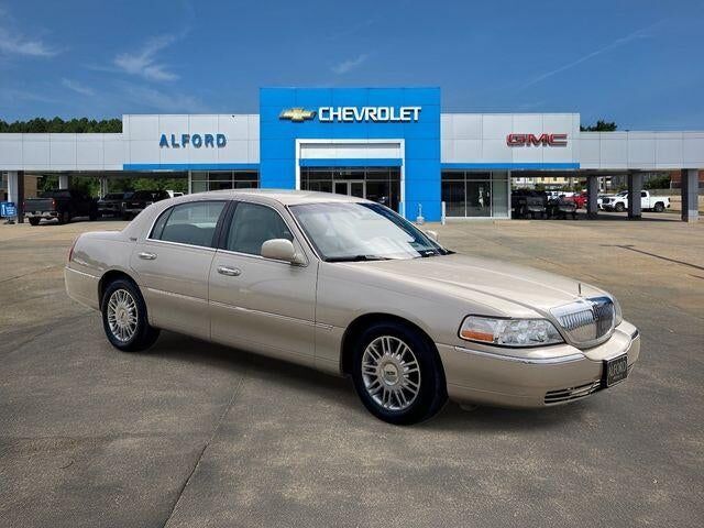 2009 LINCOLN Town Car