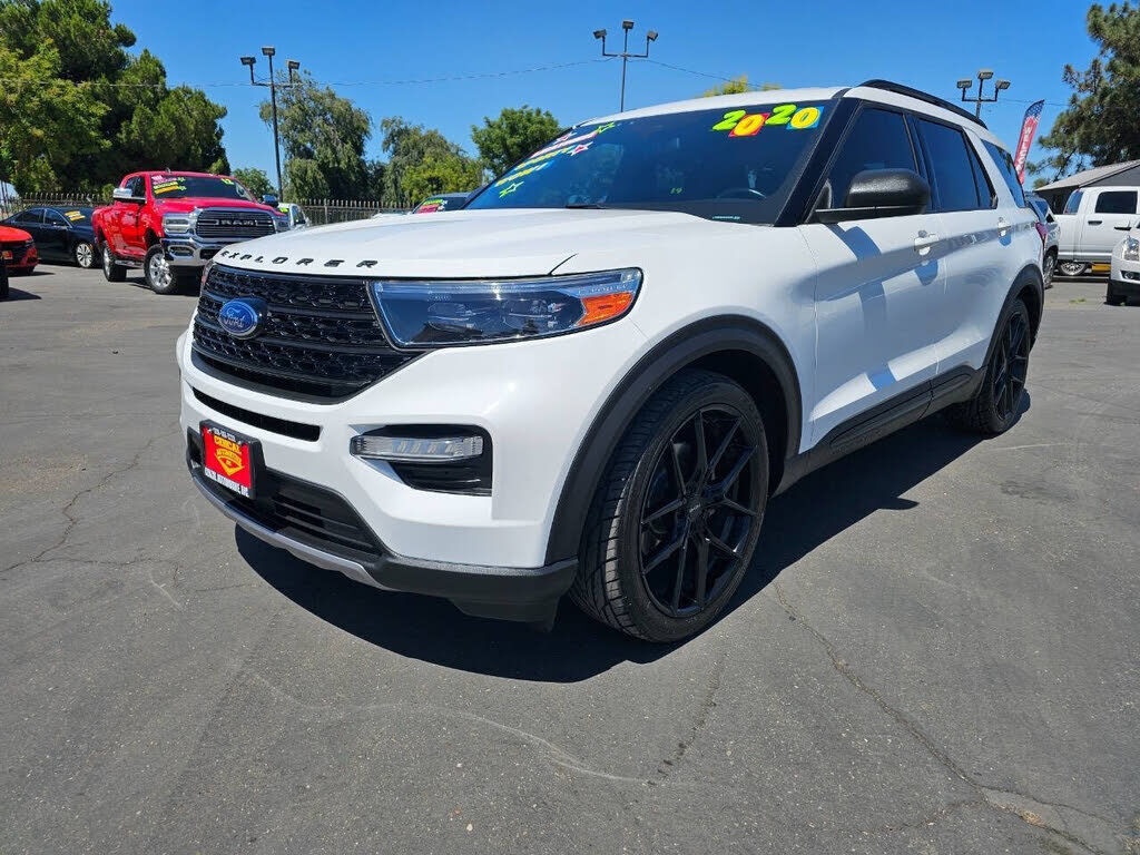 2020 FORD Explorer