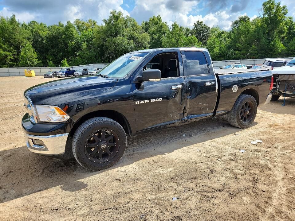 2011 DODGE Ram