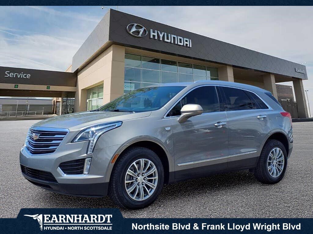 2017 CADILLAC XT5