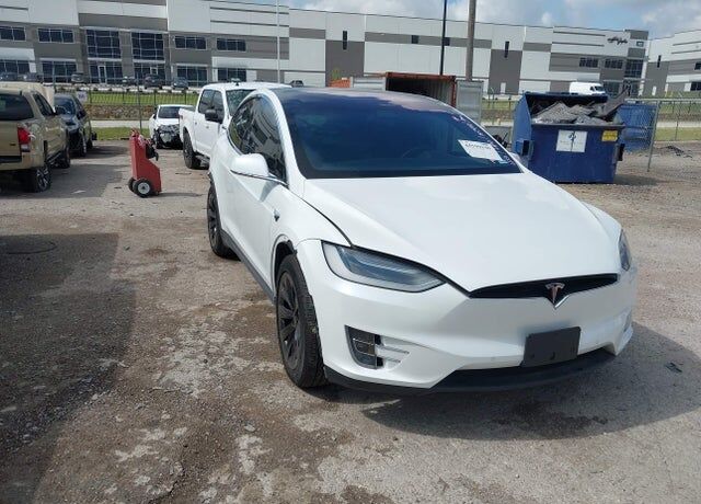 2019 TESLA Model X