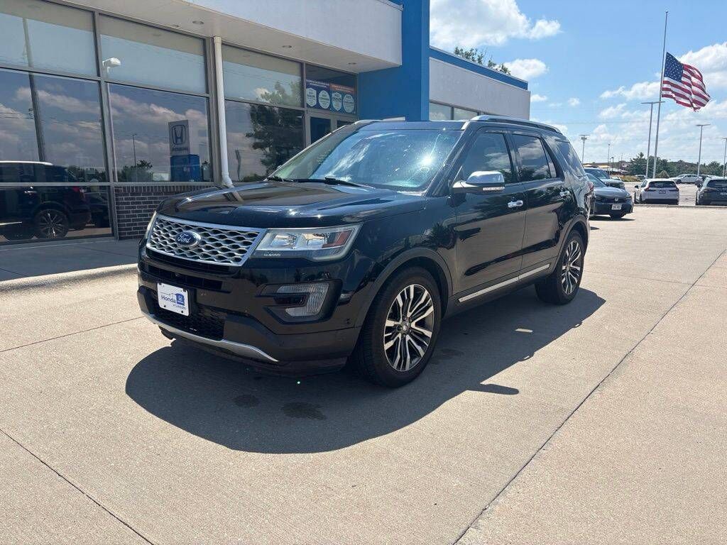 2016 FORD Explorer