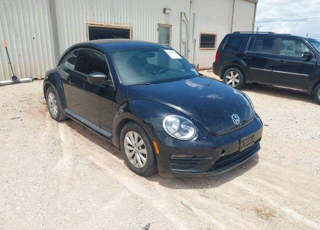 2018 VOLKSWAGEN Beetle