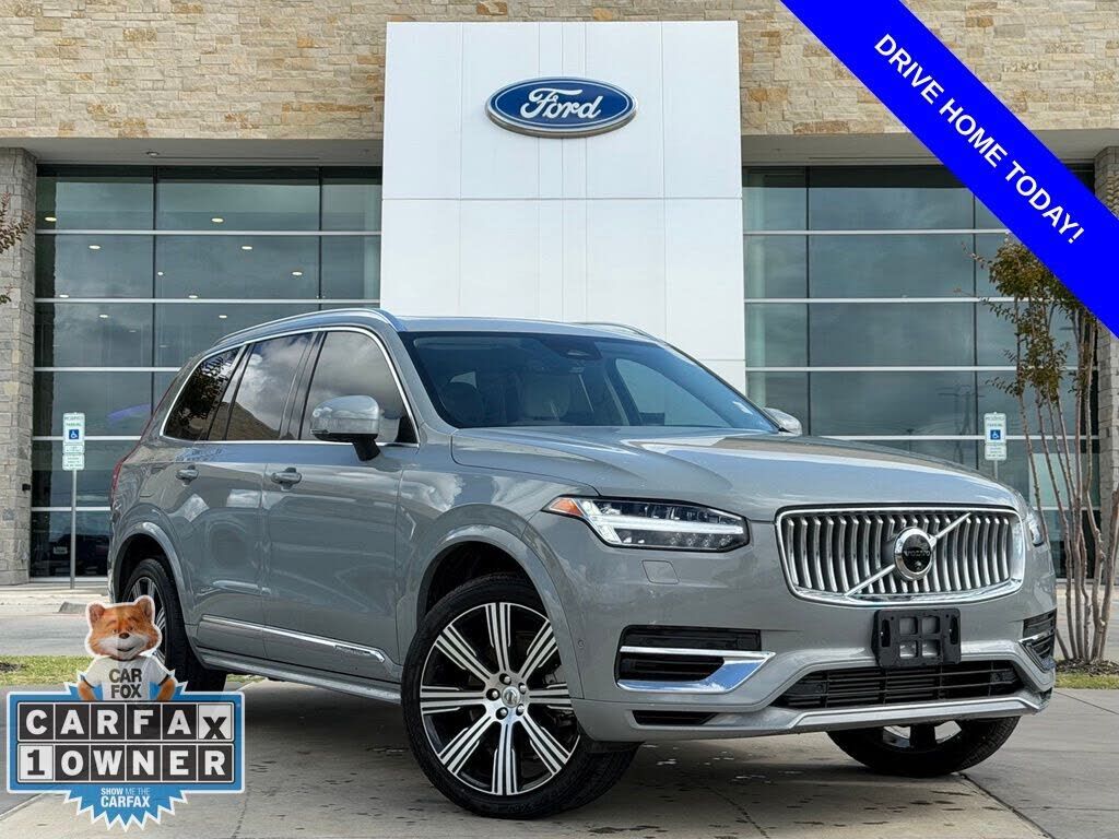 2024 VOLVO XC90