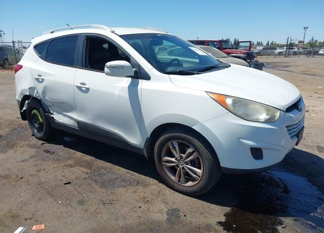 2012 HYUNDAI Tucson