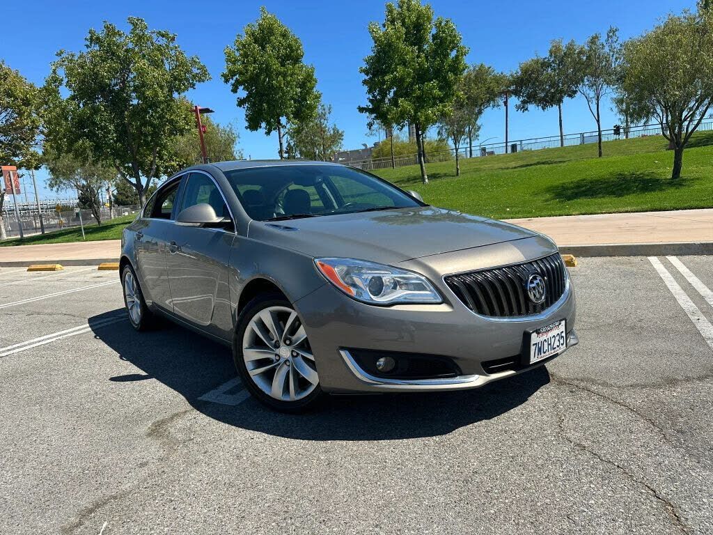 2017 BUICK Regal