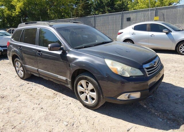 2010 SUBARU Outback