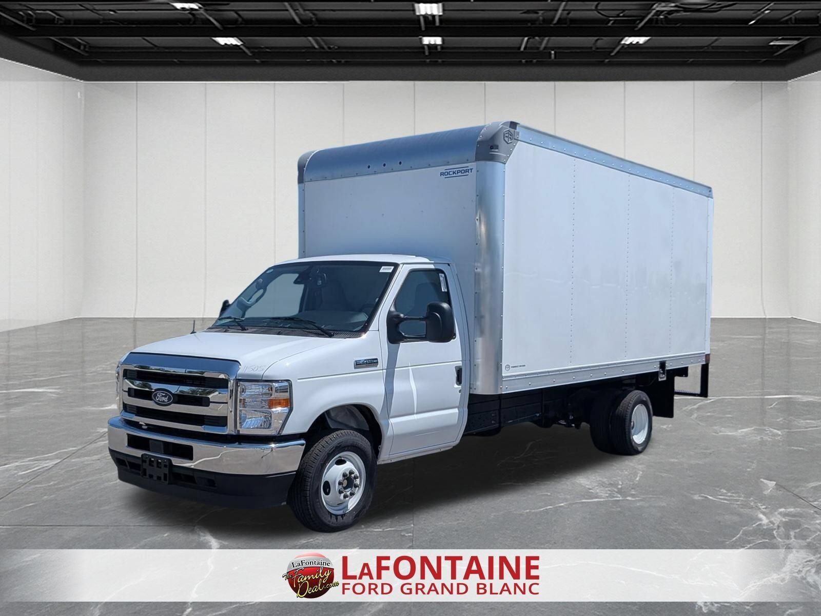 2027 FORD E-450