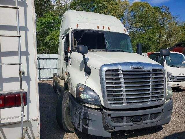 2016 FREIGHTLINER Cascadia