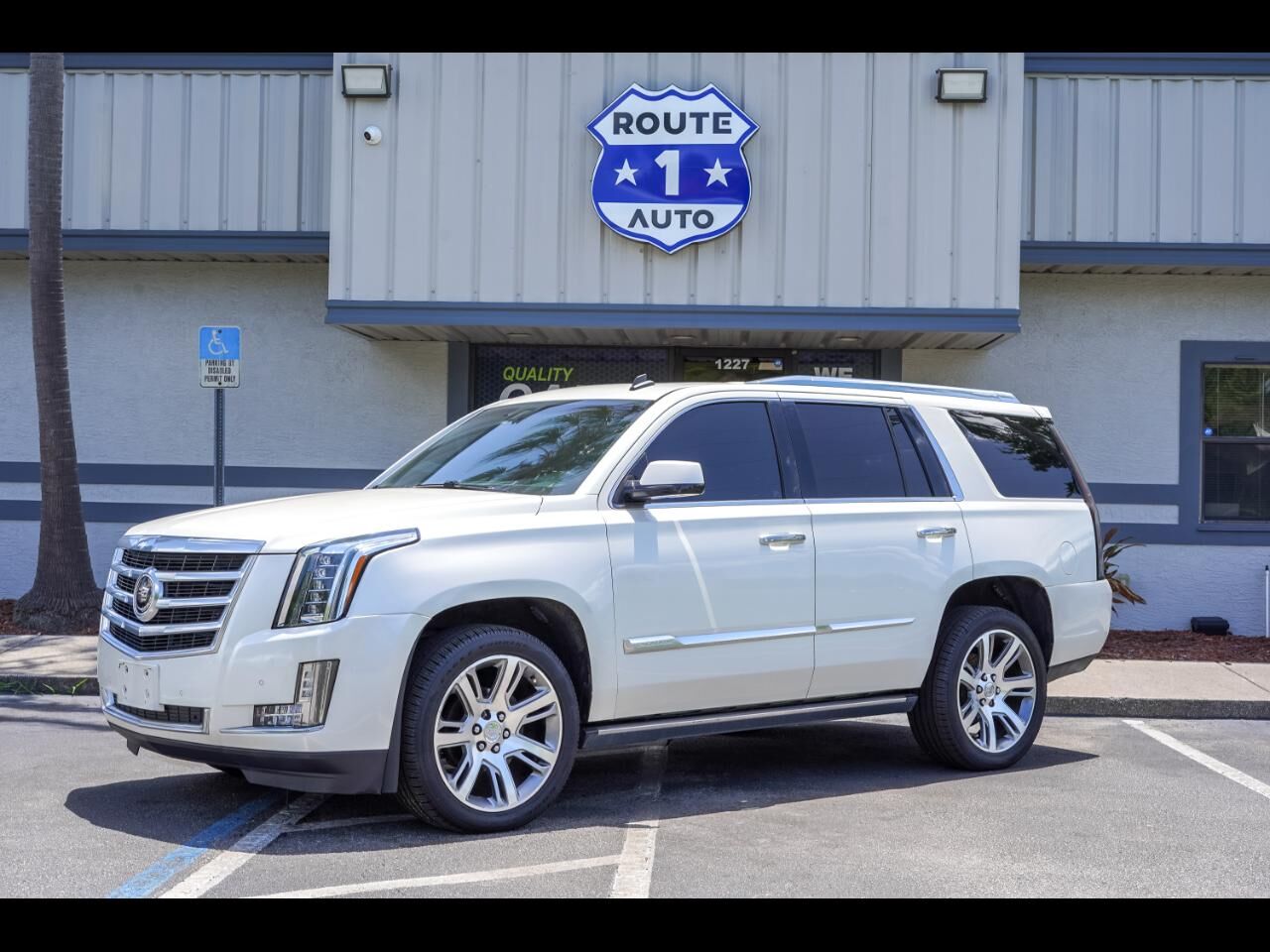 2015 CADILLAC Escalade
