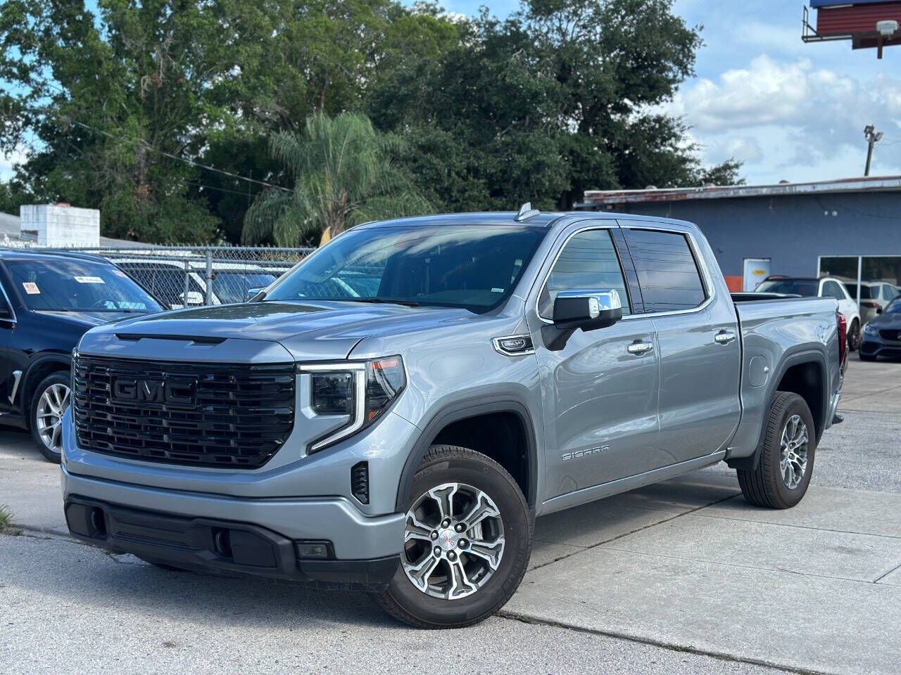 2025 GMC Sierra
