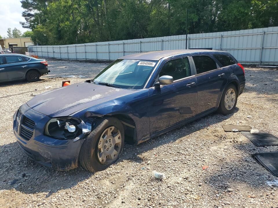 2005 DODGE Magnum