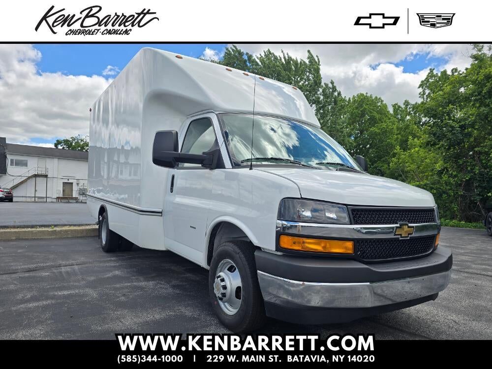 2026 CHEVROLET Express