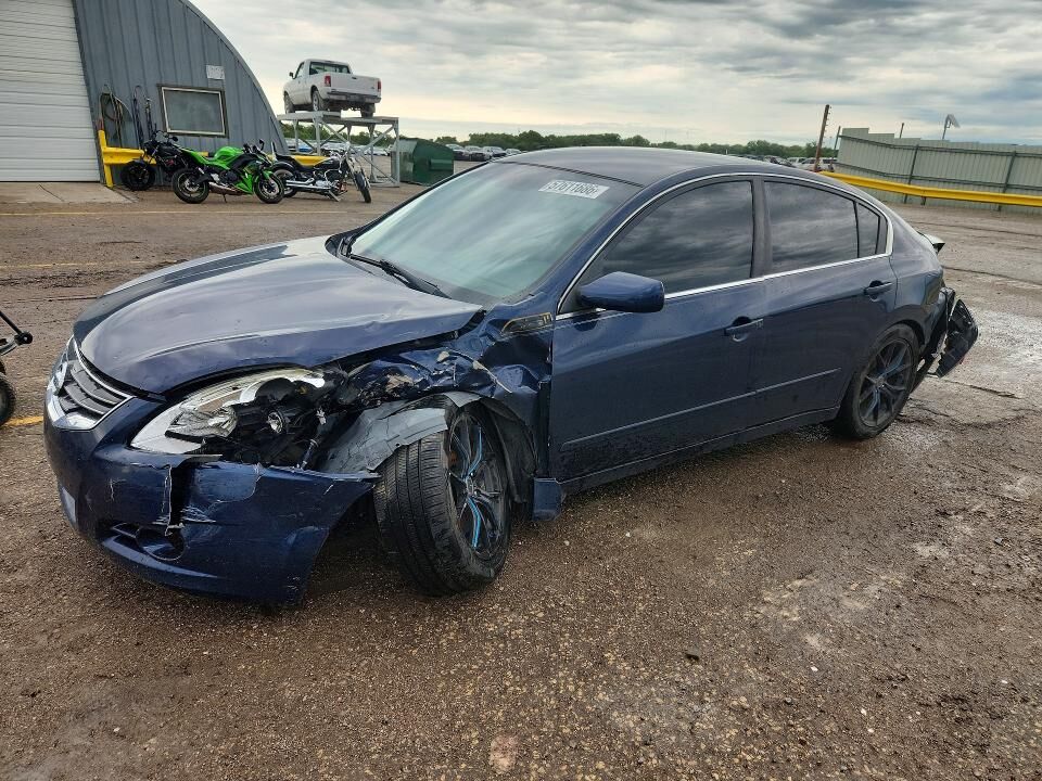 2011 NISSAN Altima
