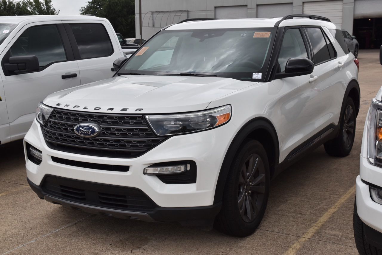 2024 FORD Explorer