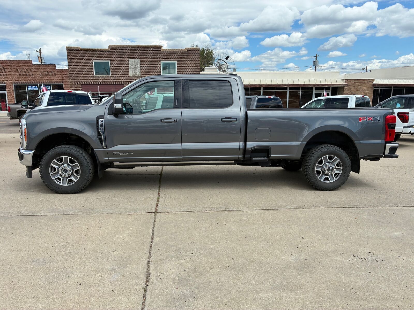 2023 FORD F-350