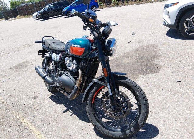 2025 ROYAL ENFIELD INT Bear 650