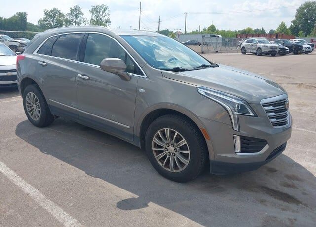 2017 CADILLAC XT5